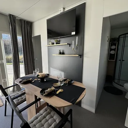 Campsite Cosy Modern Mini House 10 By The Sea With Private Terrace In Limoni Camp - Walk To & Local Taverns Sukosan
