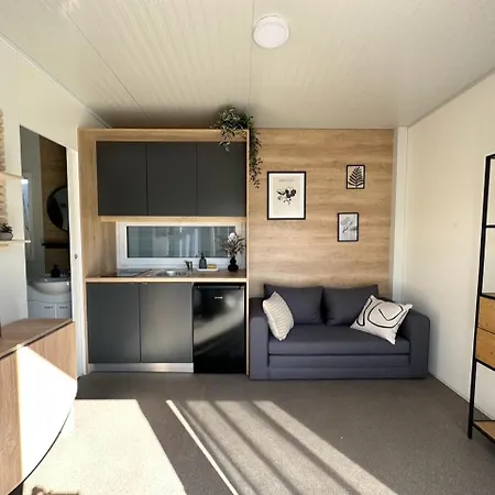 Cosy Modern Mini House 10 By The Sea With Private Terrace In Limoni Camp - Walk To & Local Taverns Sukosan